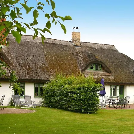 Reihenhaus In Deutschland Mit Terrasse *