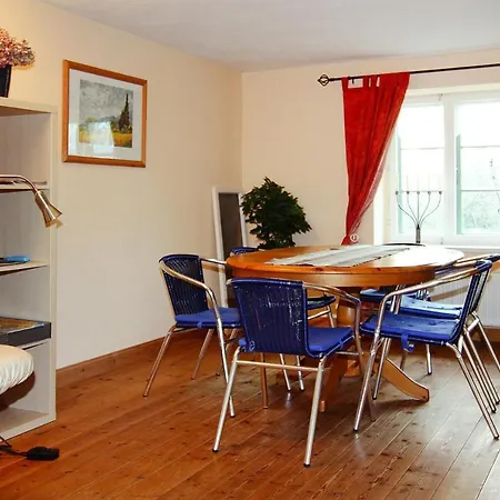 Holiday home Reihenhaus In Deutschland Mit Terrasse Vieregge